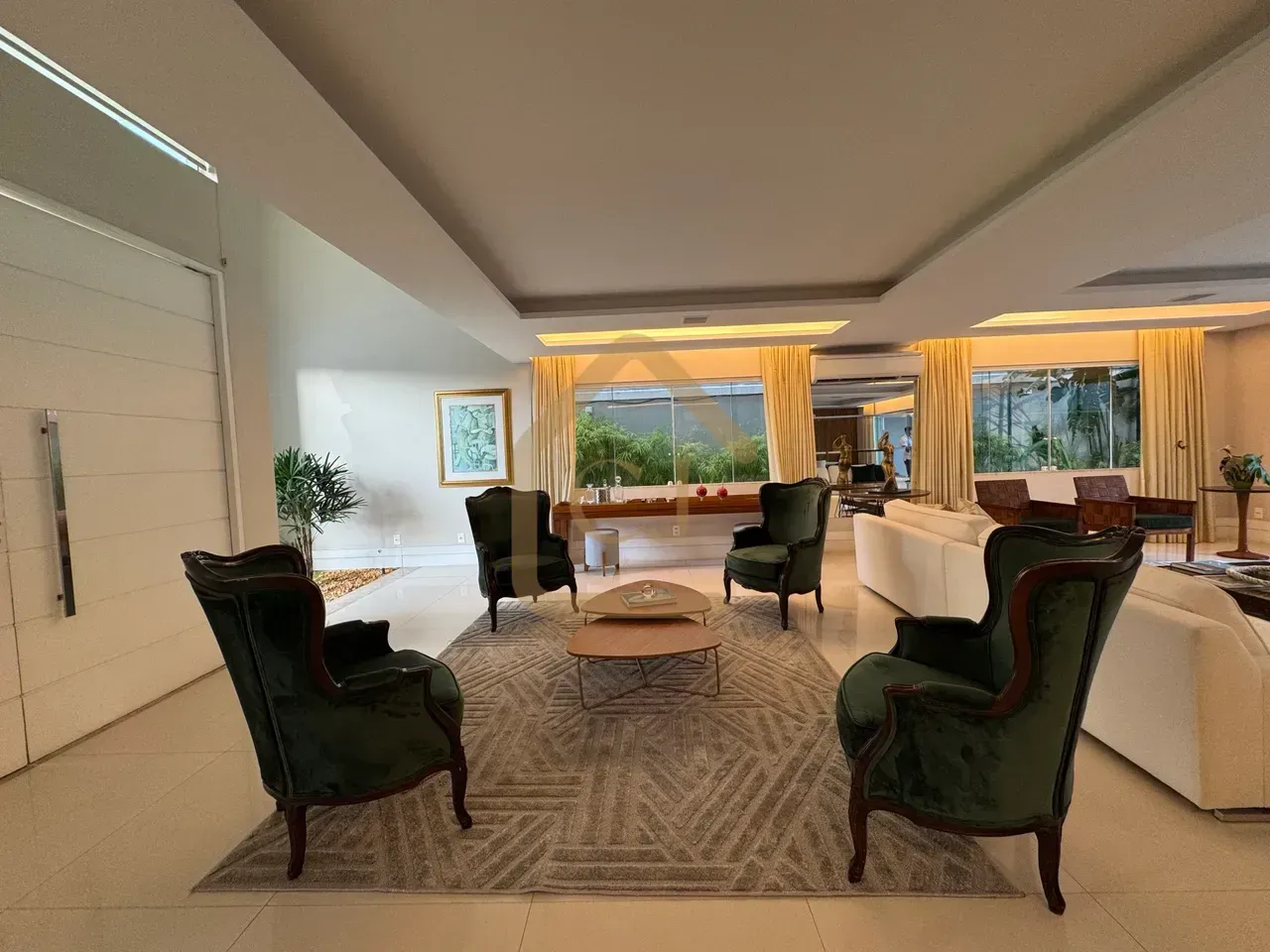 Furnished triplex house with 5 bedrooms and 5 bathrooms — photo 10