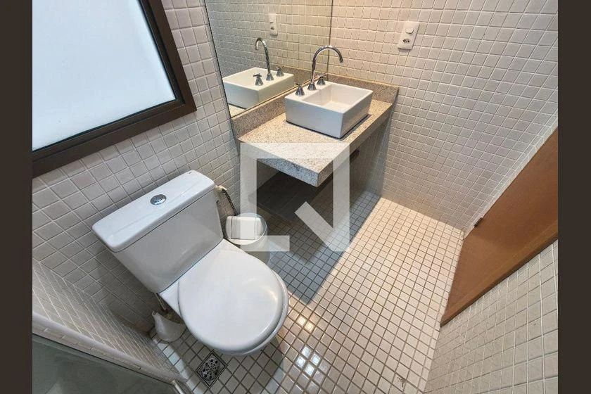 40 m² 1-bedroom apartment with balcony and 1 parking