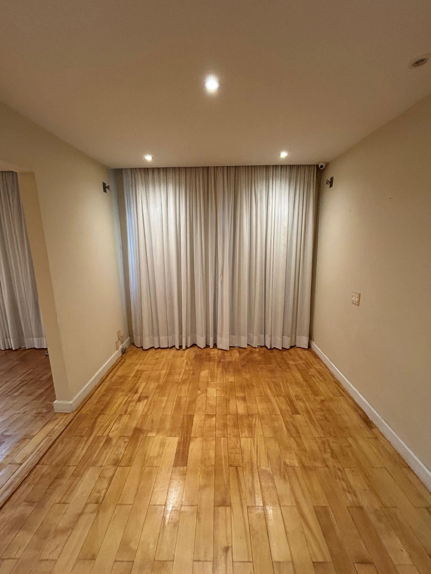 Furnished apartment, 185 m², with a washing machine — photo 23