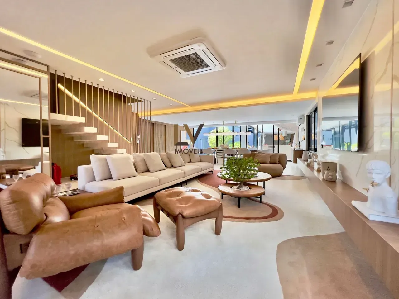 Furnished house with 800 m², 5 bedrooms and open-plan kitchen — photo 9