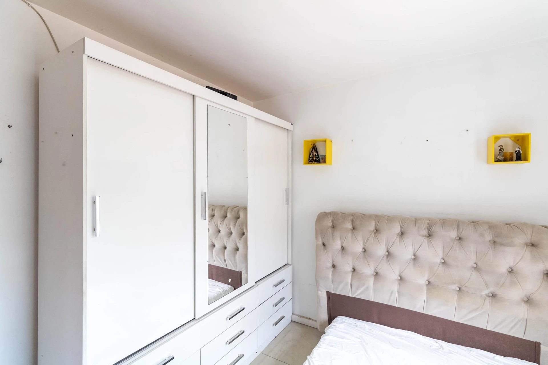 Furnished apartment, 90 m², with a washing machine — photo 17