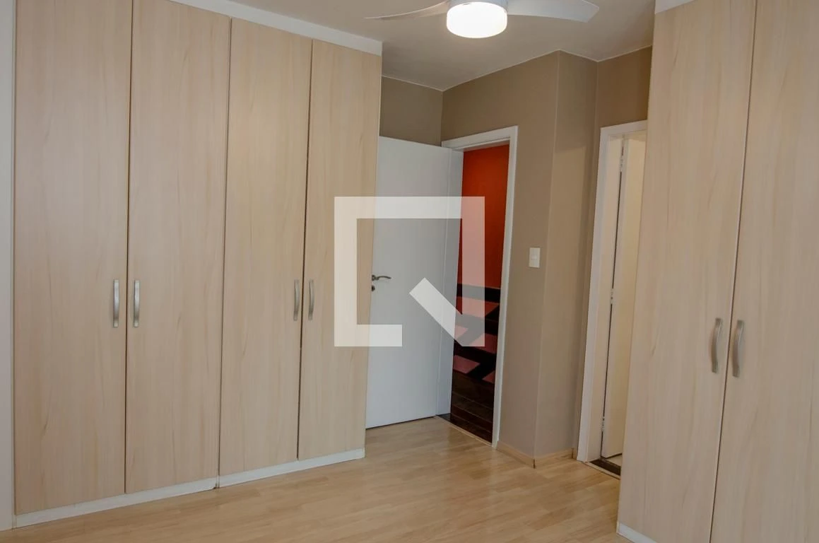 House for rent with 4 bedrooms, 4 baths and 3 parking spots — photo 12