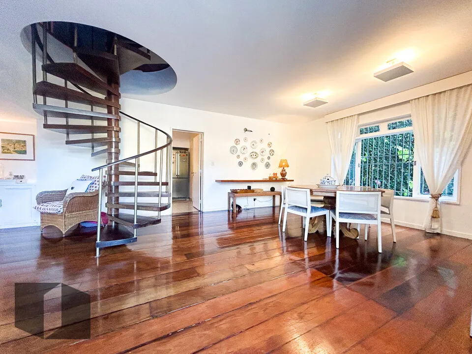 House with 5 bedrooms and 5 bathrooms, 2 parking — photo 19