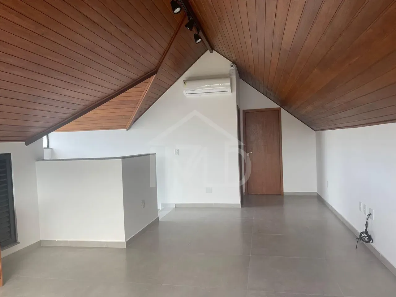 Casa com 5 suítes e cozinha integrada, com 330 m² — photo 21