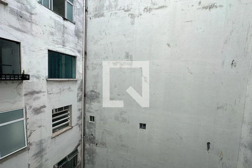 4-bedroom rental apartment with 225 m² and parking — photo 20