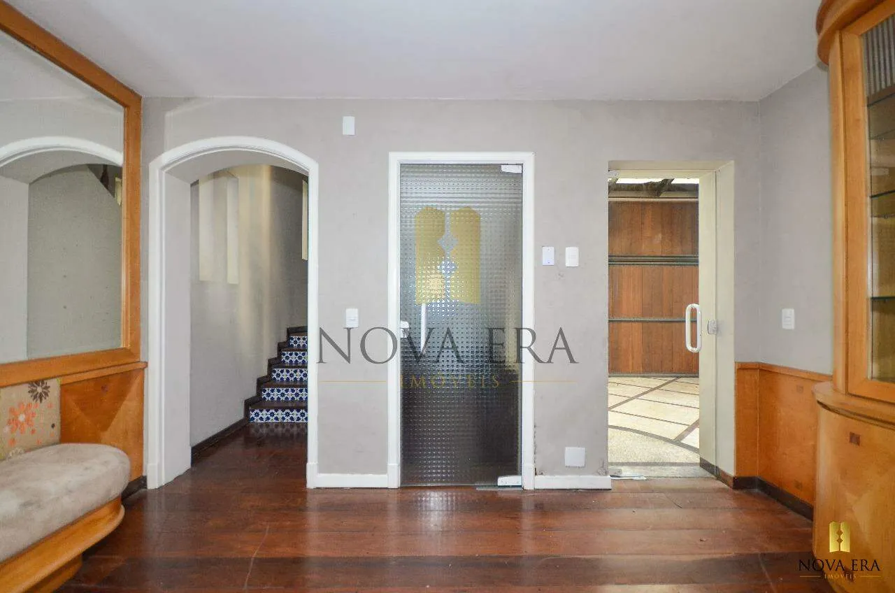 4-bedroom house with a grill on the balcony in Curitiba — photo 22