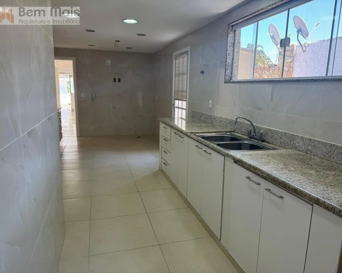 Casa sem mobília com ar-condicionado e 4 quartos — photo 7