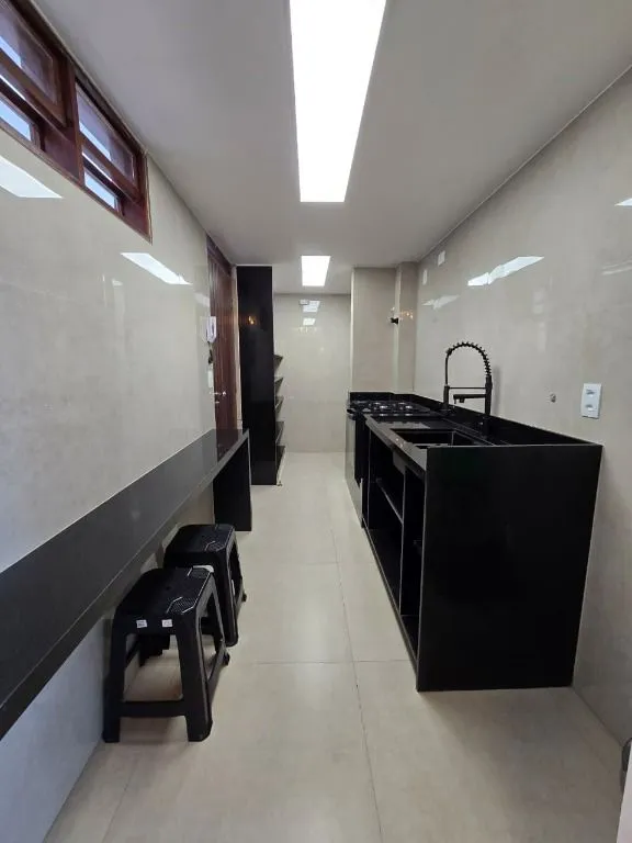 Apartamento de 75 m² com 3 quartos e fogão a gás