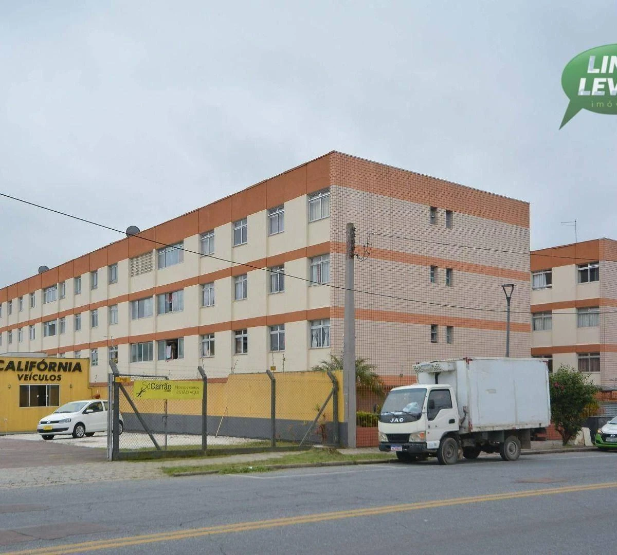 Apartamento de 3 quartos com máquina de lavar, Bacacheri — photo 31