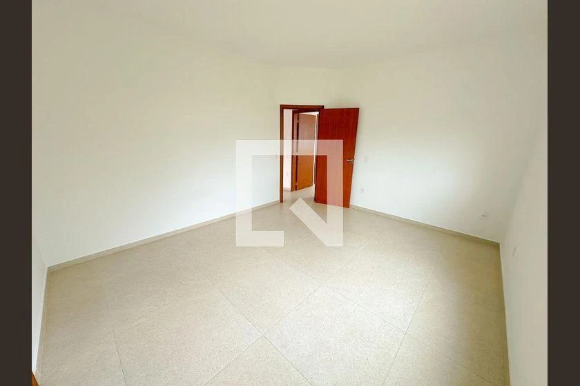 4-bedroom house, 3 with their own bathrooms, 194 m² — photo 41
