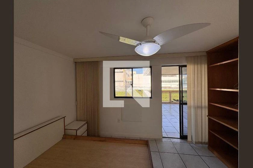 Квартира з вбудованими шафами, 2 кімнати і 130 м² — photo 7