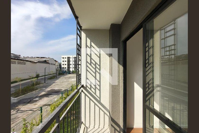 Apartamento de 2 quartos em condomínio com academia — photo 2