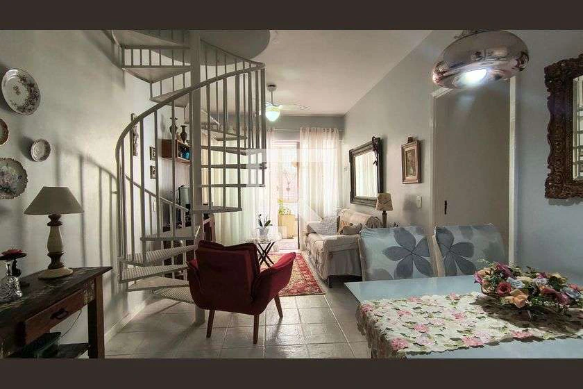 Apartamento com 4 quartos e jardim privativo