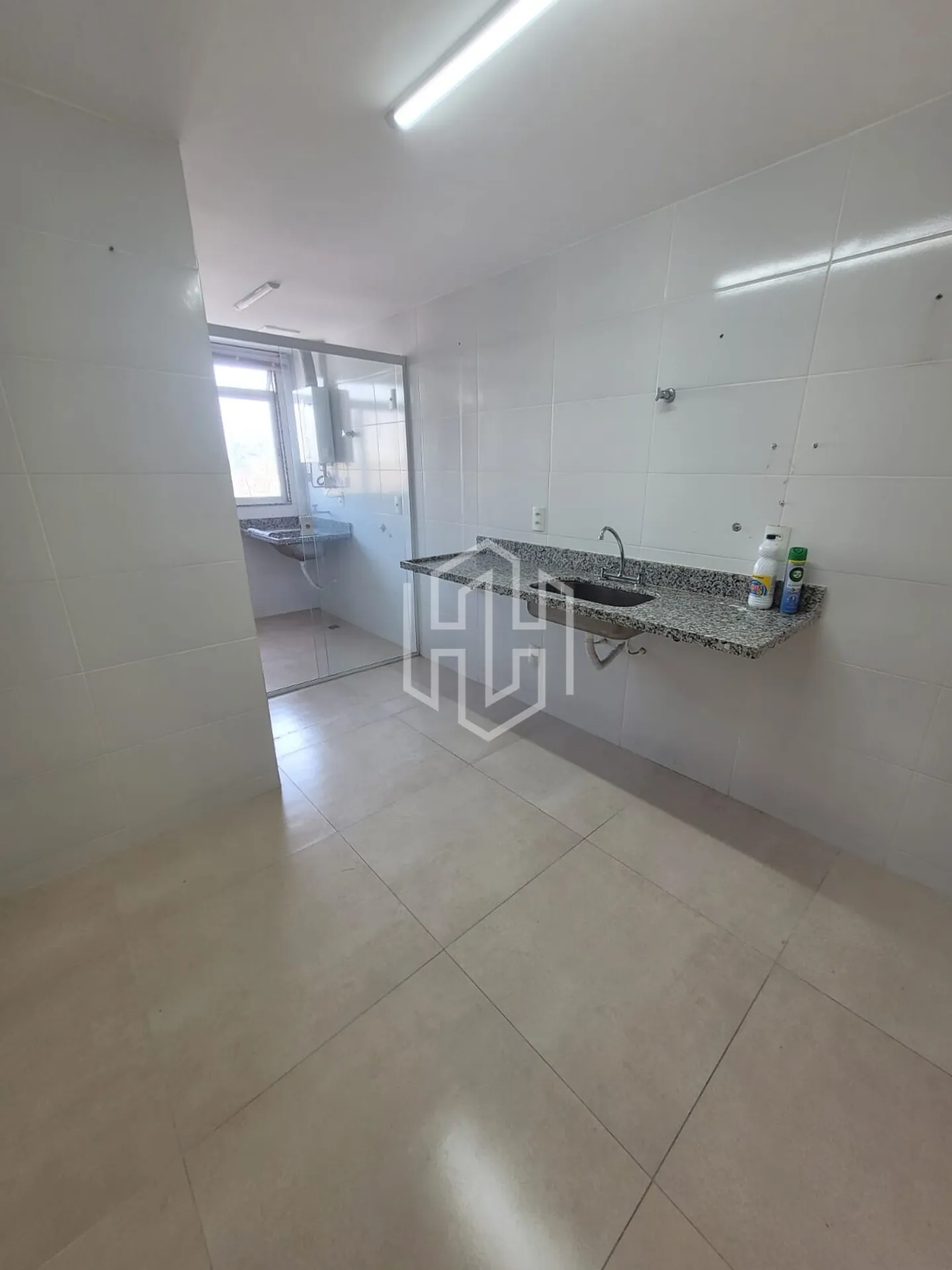 4-bedroom apartment with a water view in Rio de Janeiro — photo 18