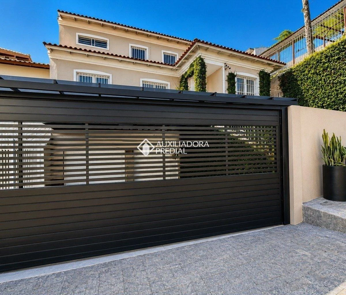Casa de 6 quartos com varanda gourmet, Agronômica — photo 18
