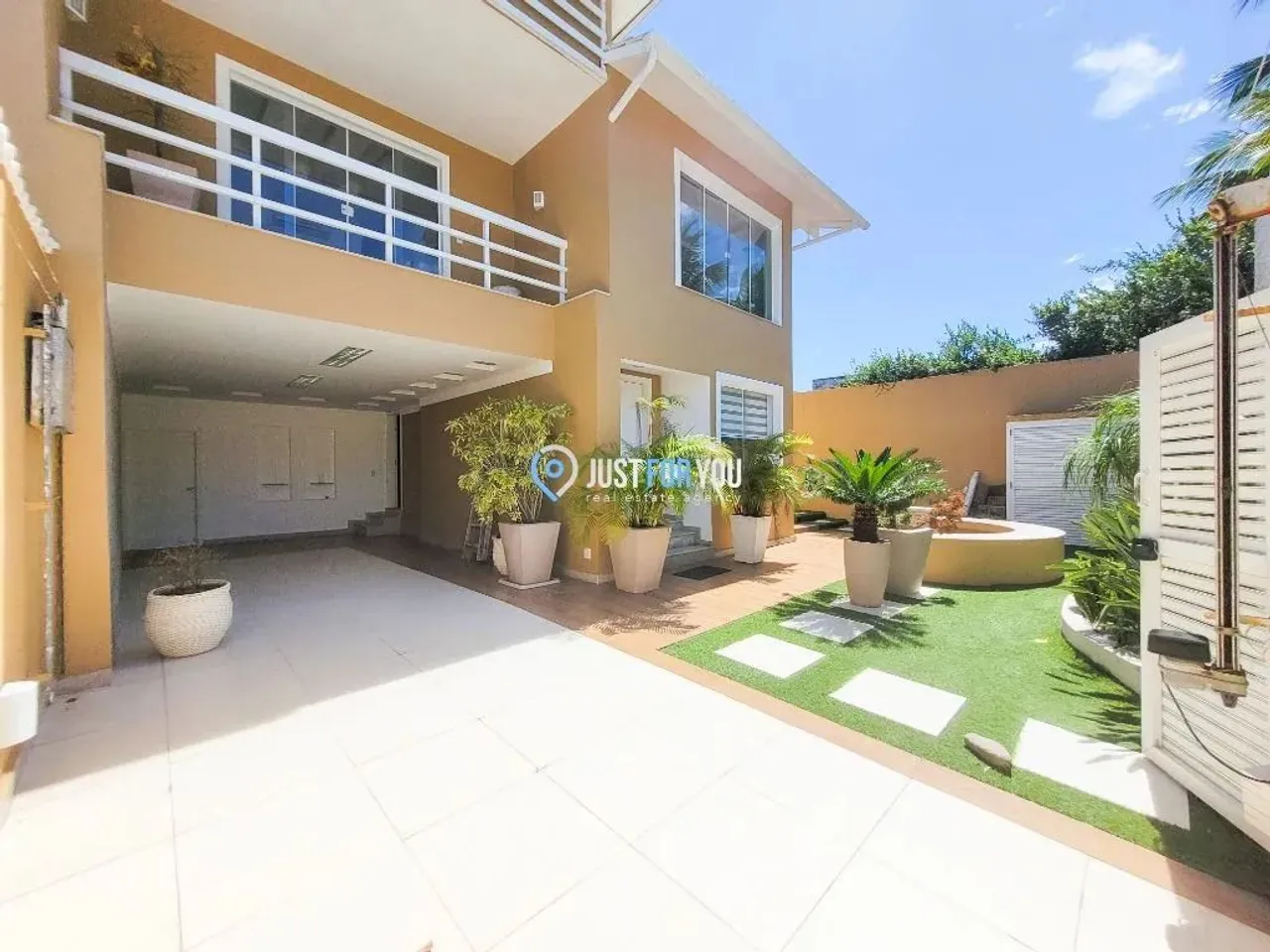 Furnished house with 5 bedrooms and 480 m² — photo 15