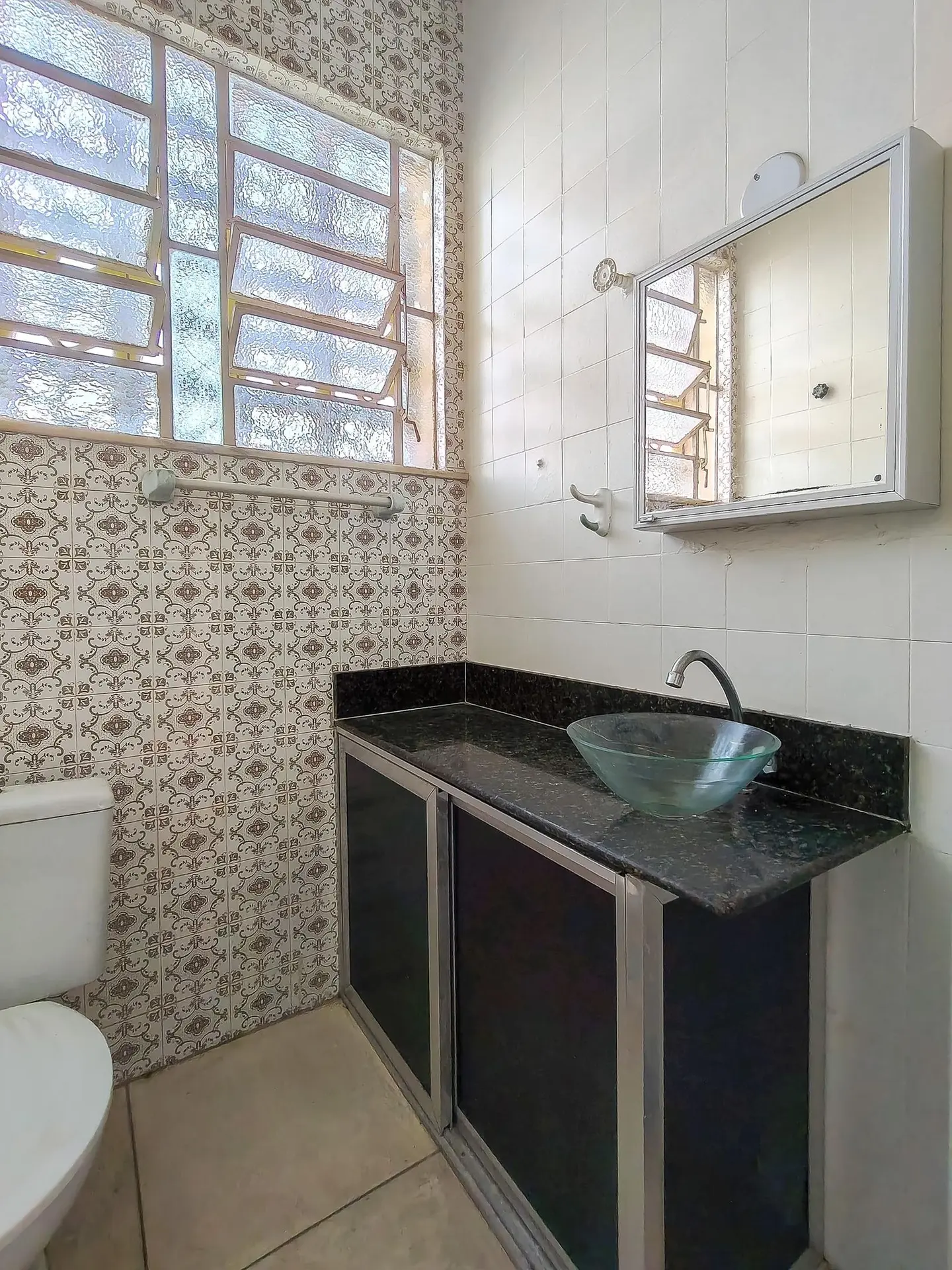 Квартира з 2 спальнями та 2 ванними кімнатами — photo 4