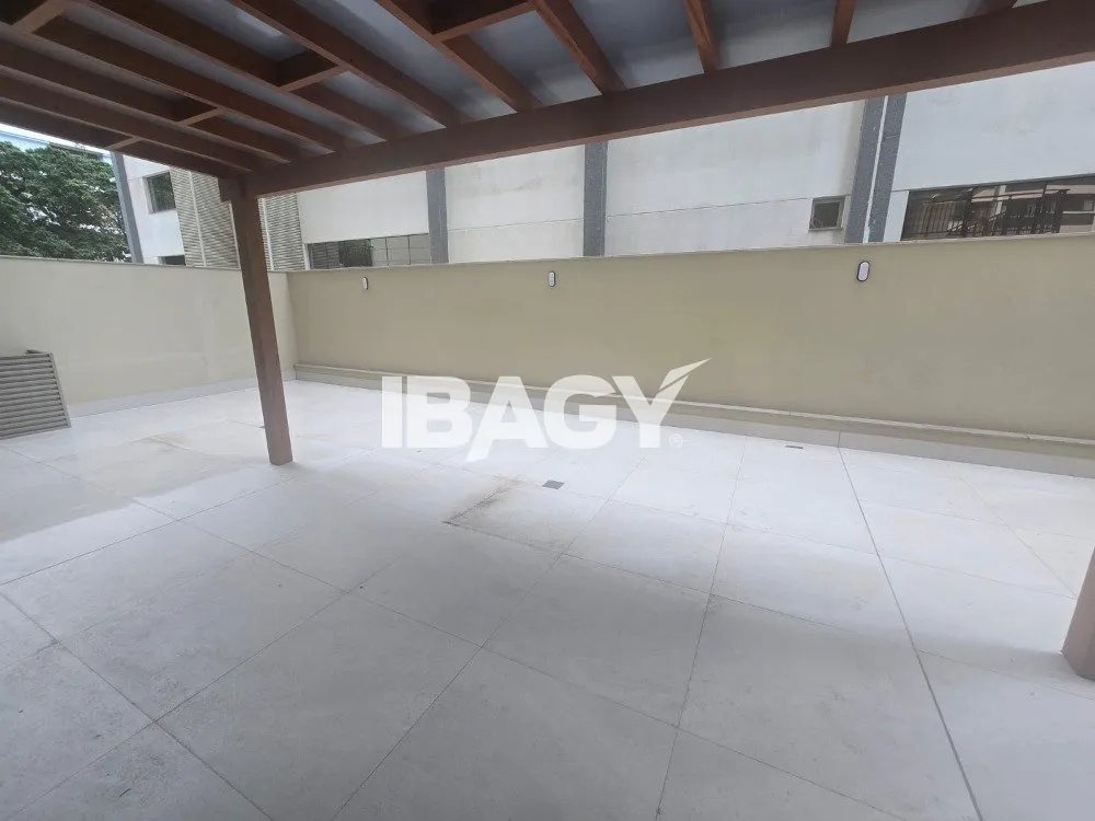 Apartment, 199 m², with a grill on the balcony — photo 12
