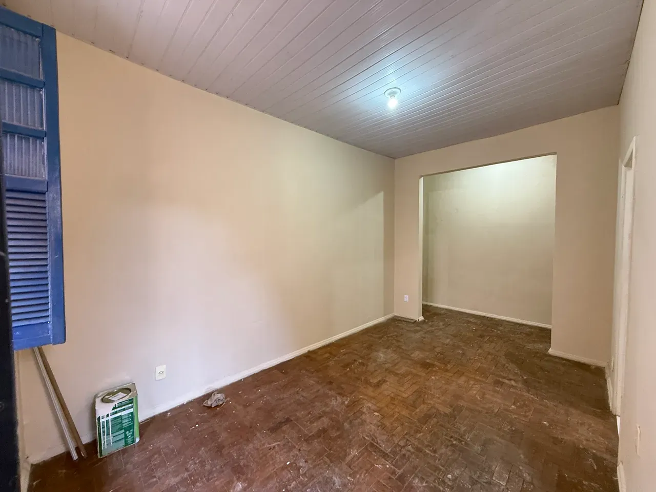 2-bedroom apartment with a walk-in closet — photo 9