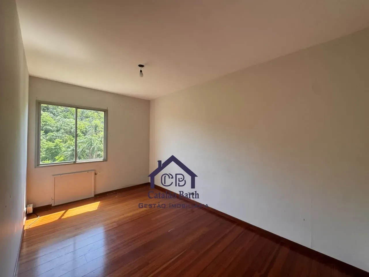 Mountain view in a 2-bedroom apartment, 80 m² — photo 12