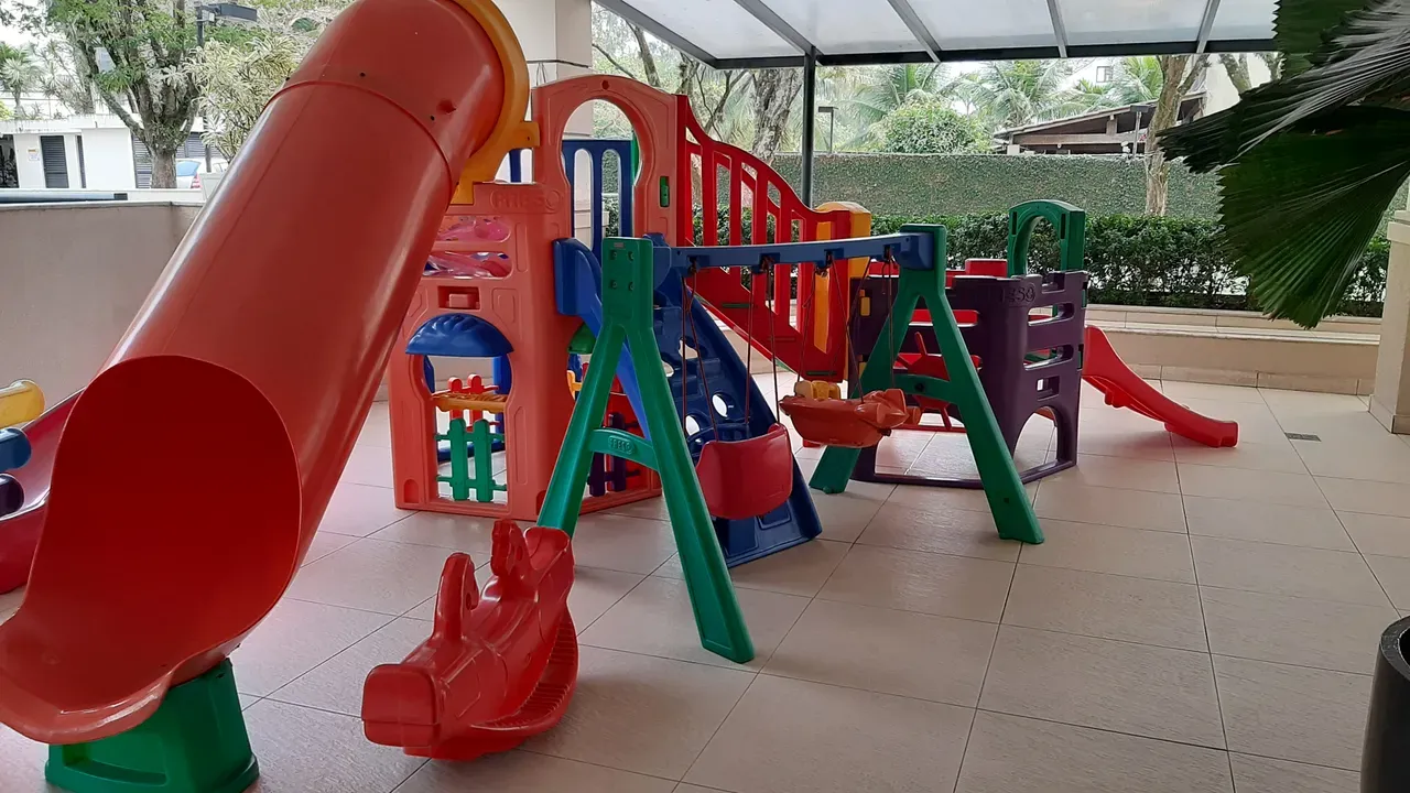Apartamento de 2 quartos em condomínio com piscina — photo 4