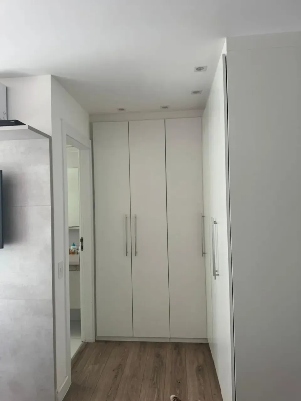 Furnished 80 m² apartment with 2 bedrooms and balcony — photo 12