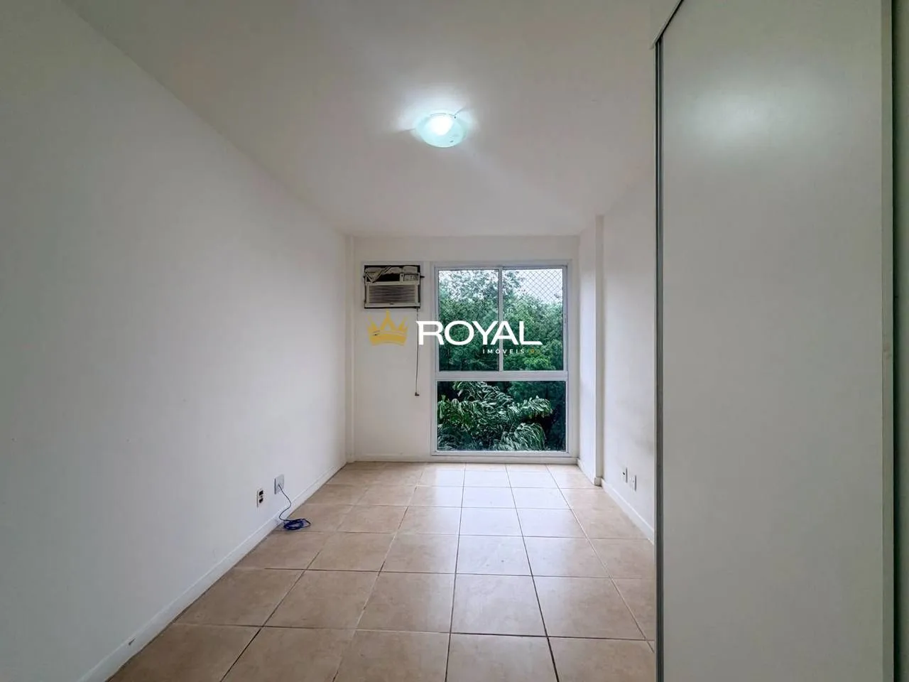 Apartment, 70 m², with a glass-enclosed balcony — photo 11