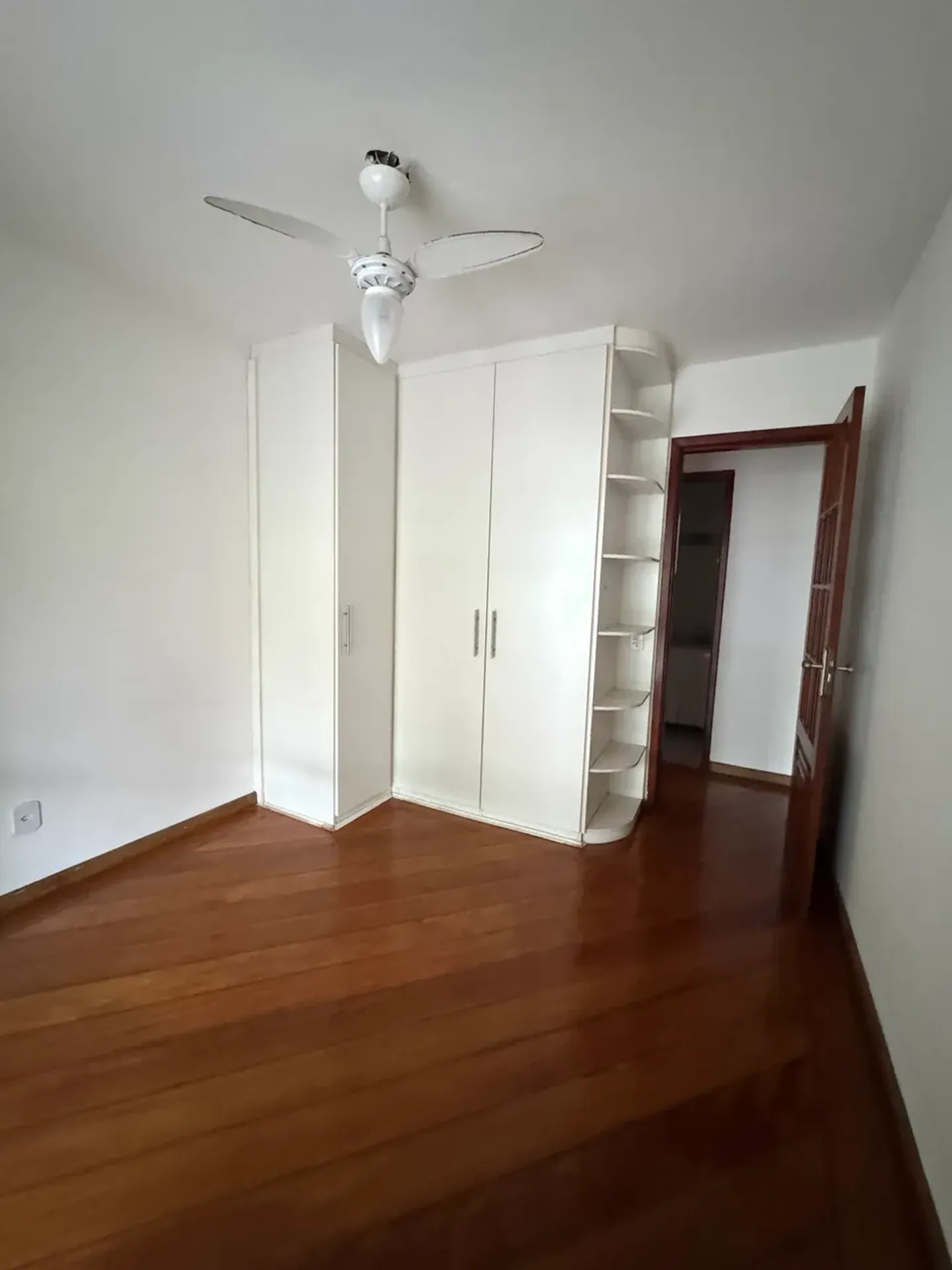 98 m² apartment with 2 bedrooms and private garden — photo 13