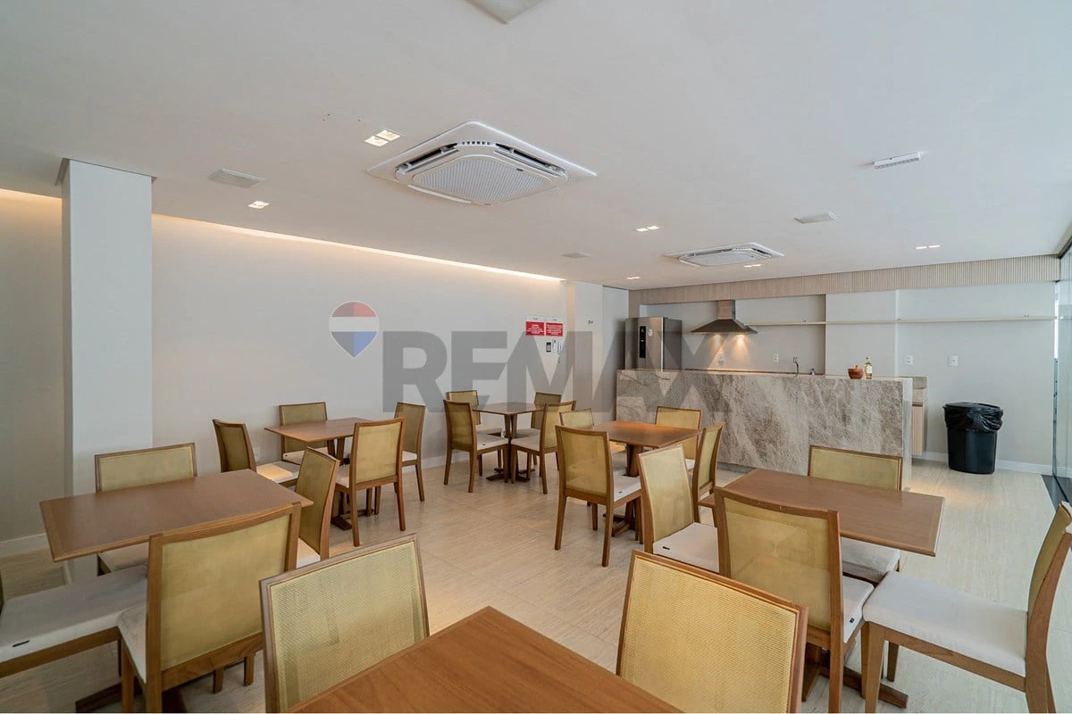 Apartamento de 1 quarto com janelas do piso ao teto — photo 4