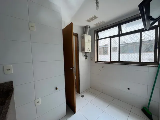 3-bedroom apartment, 1 with its own bathroom, 101 m² — photo 18