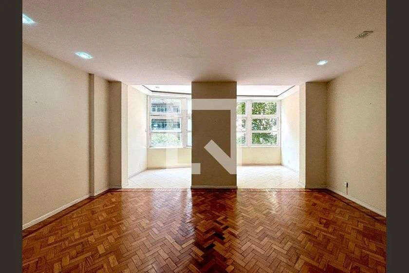 3-bedroom apartment with 216 m² and 2 bathrooms plus 1 parking