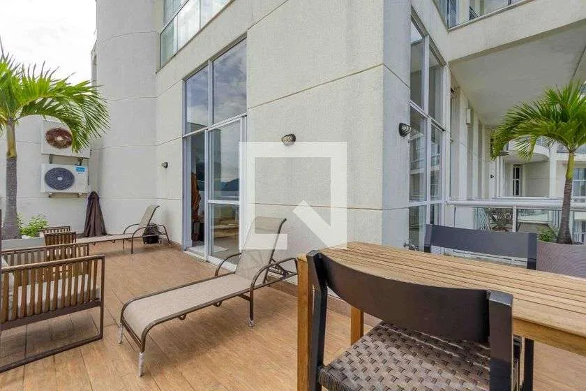 Furnished 136 m² 1-bedroom apartment with 2 parking — photo 20