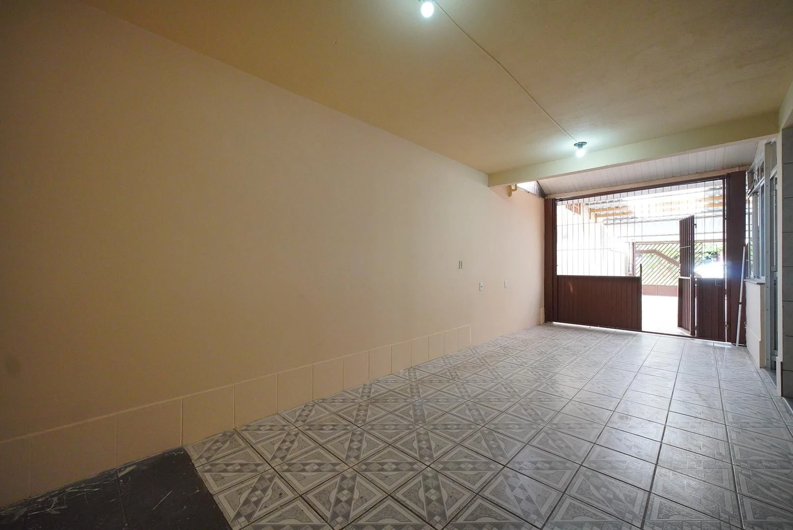 Washing machine in a 2-bedroom house, 70 m² — photo 15