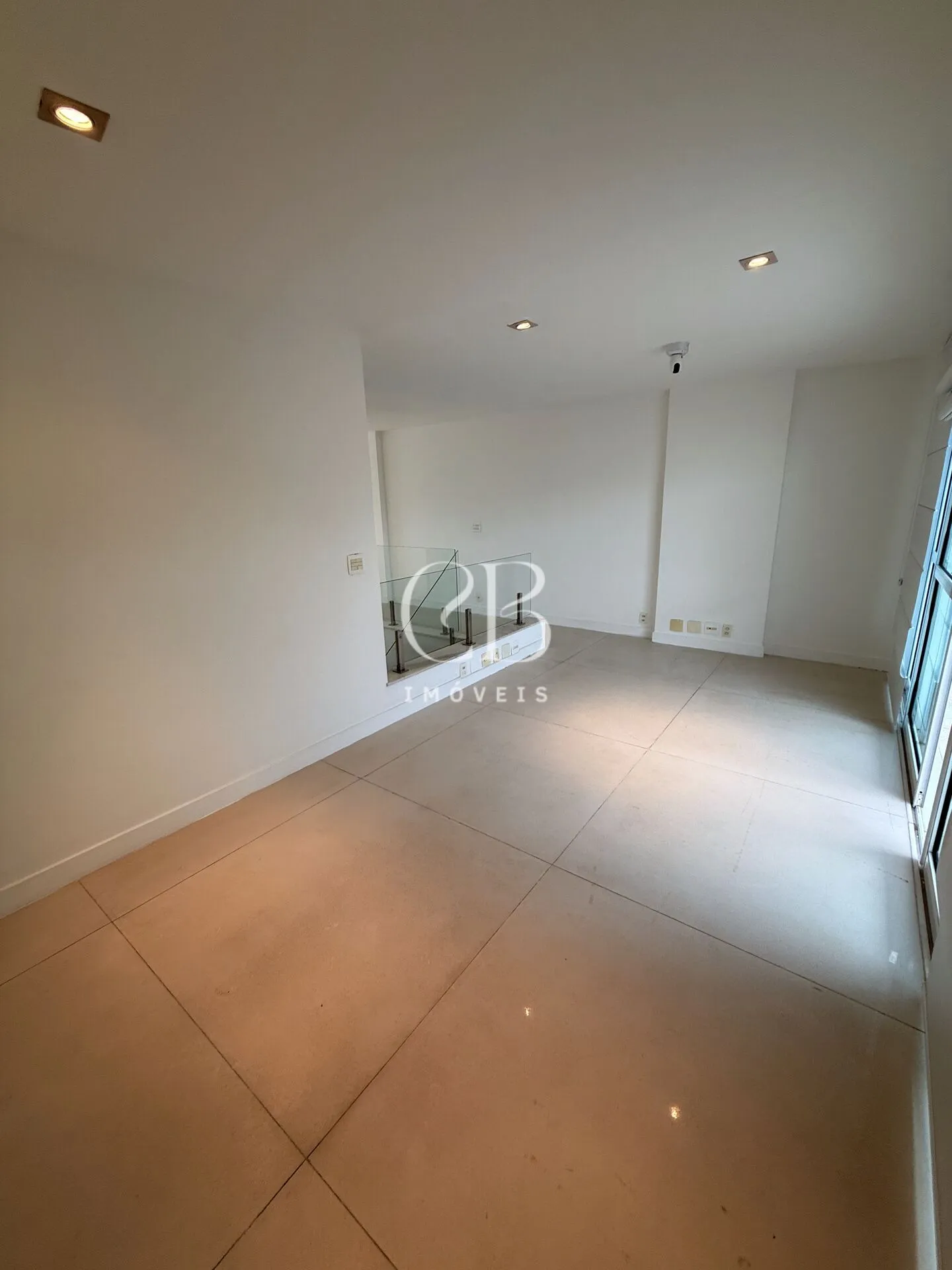 4-bedroom apartment with 5 bathrooms and 3 parking spaces — photo 24