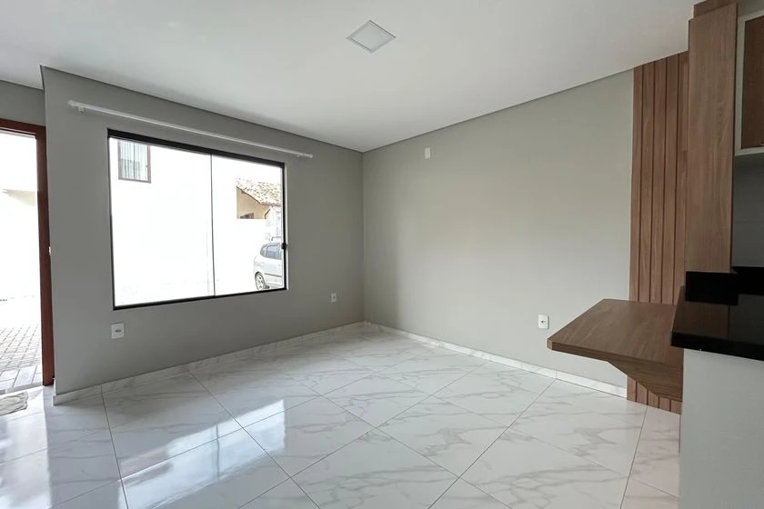 Unfurnished house with 3 bedrooms and open-plan kitchen — photo 5