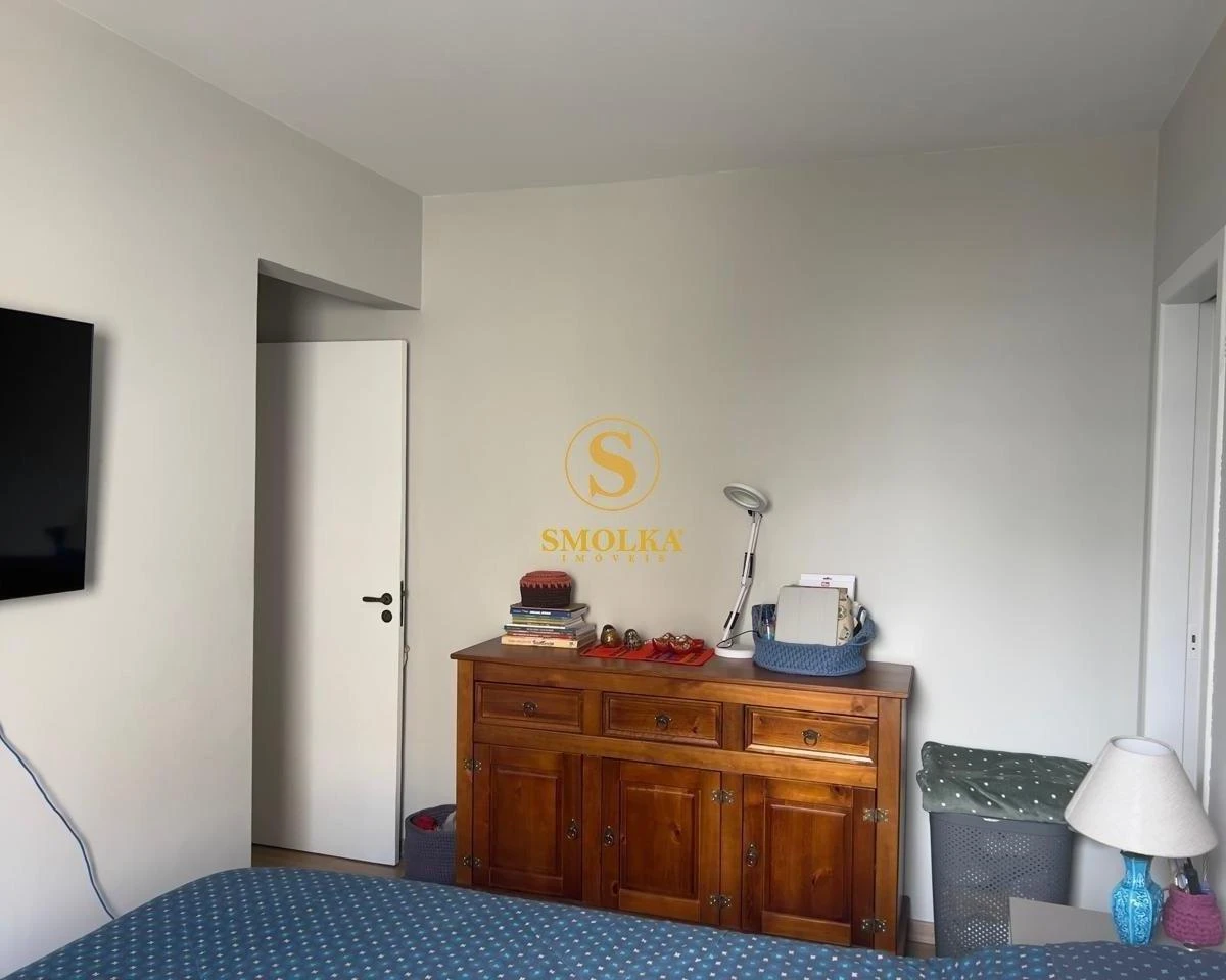 Apartment, 114 m², with wood or laminate floors — photo 24