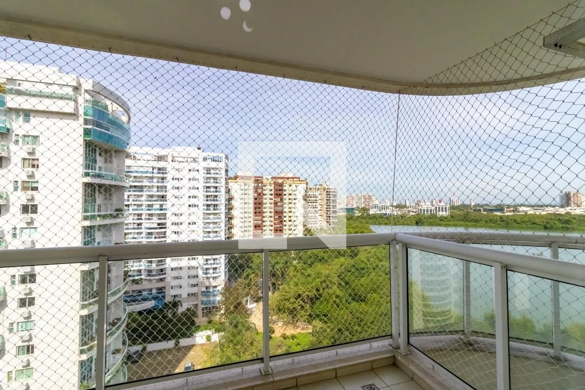 Apartamento mobiliado com 2 quartos, varanda e vaga — photo 10