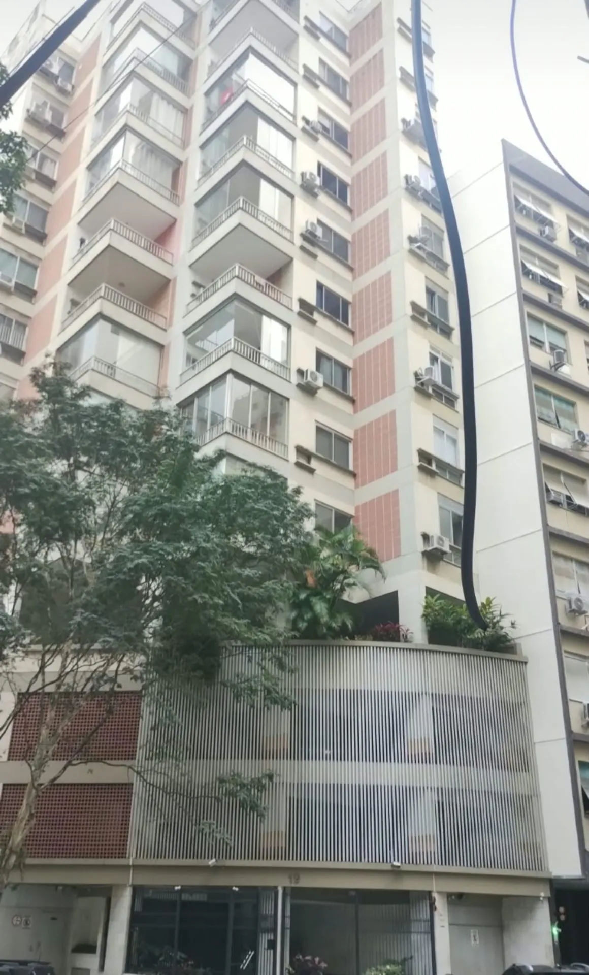 One-bedroom apartment with a home office in Rio de Janeiro — photo 23