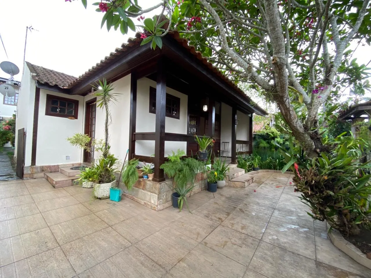 Casa com 4 quartos e 4 banheiros e box de vidro — photo 5