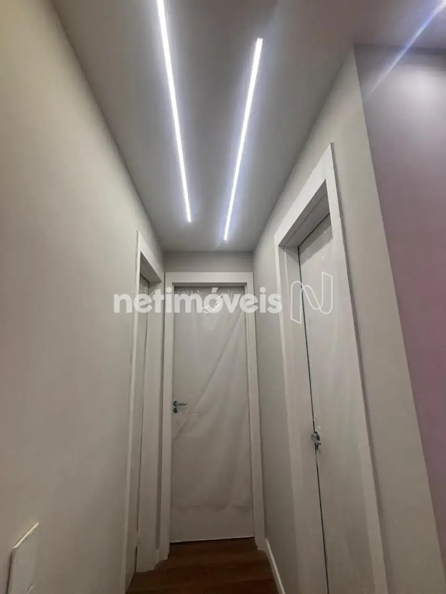 Apartment, 50 m², with wood or laminate floors — photo 3