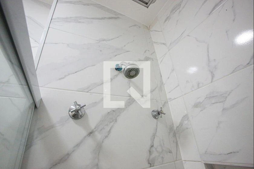 Furnished house with 4 bedrooms and 167 m² — photo 2