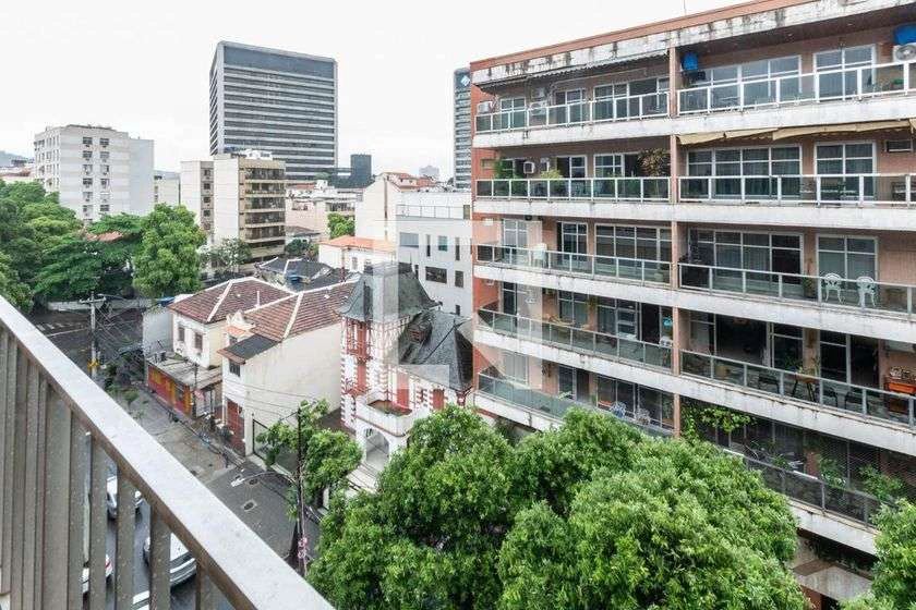 3-bedroom apartment with 2 parking spots and 133 m² — photo 17