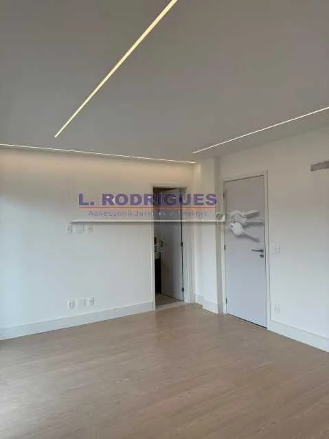 House with 5 bedrooms, 315 m², 3 parking spaces — photo 7