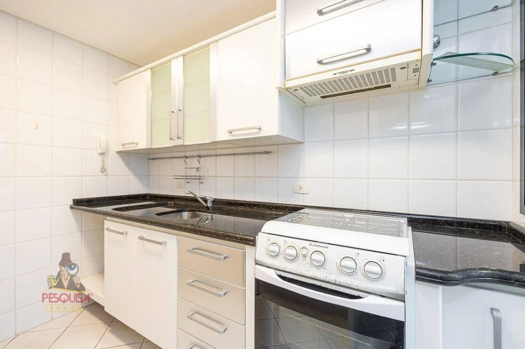 3-bedroom apartment, 1 with its own bathroom, 70 m² — photo 22