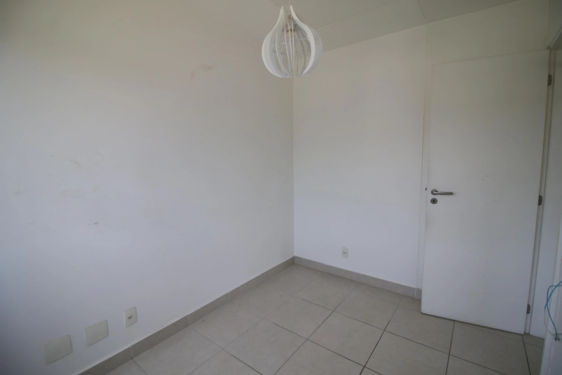 3-bedroom apartment in a building with a gym — photo 21