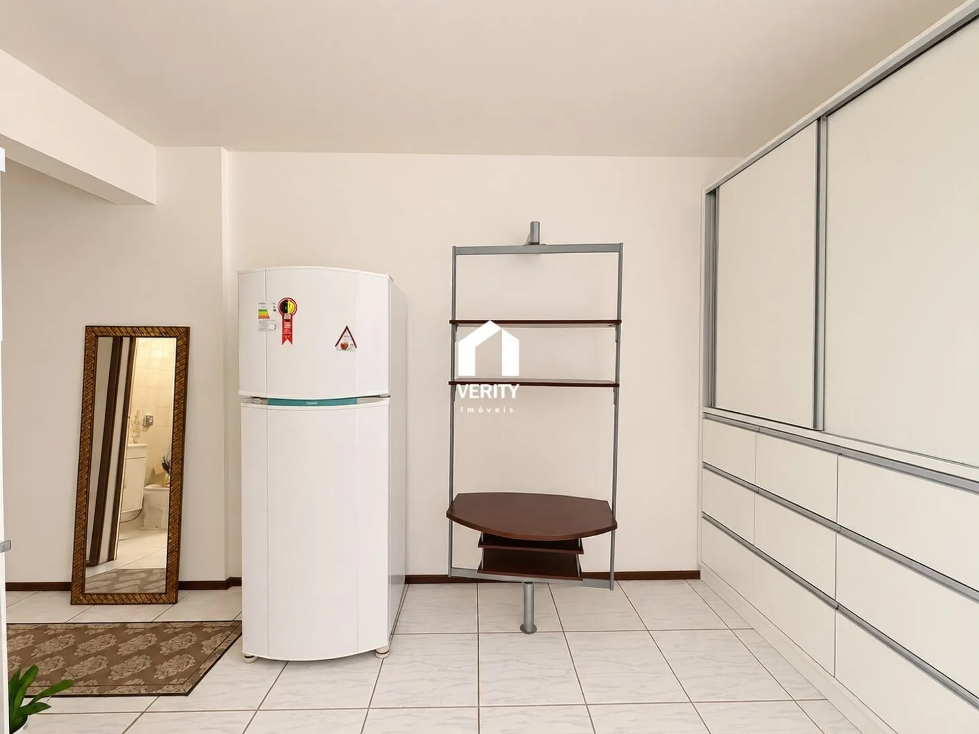 One-bedroom apartment with a home office in Florianópolis — photo 8