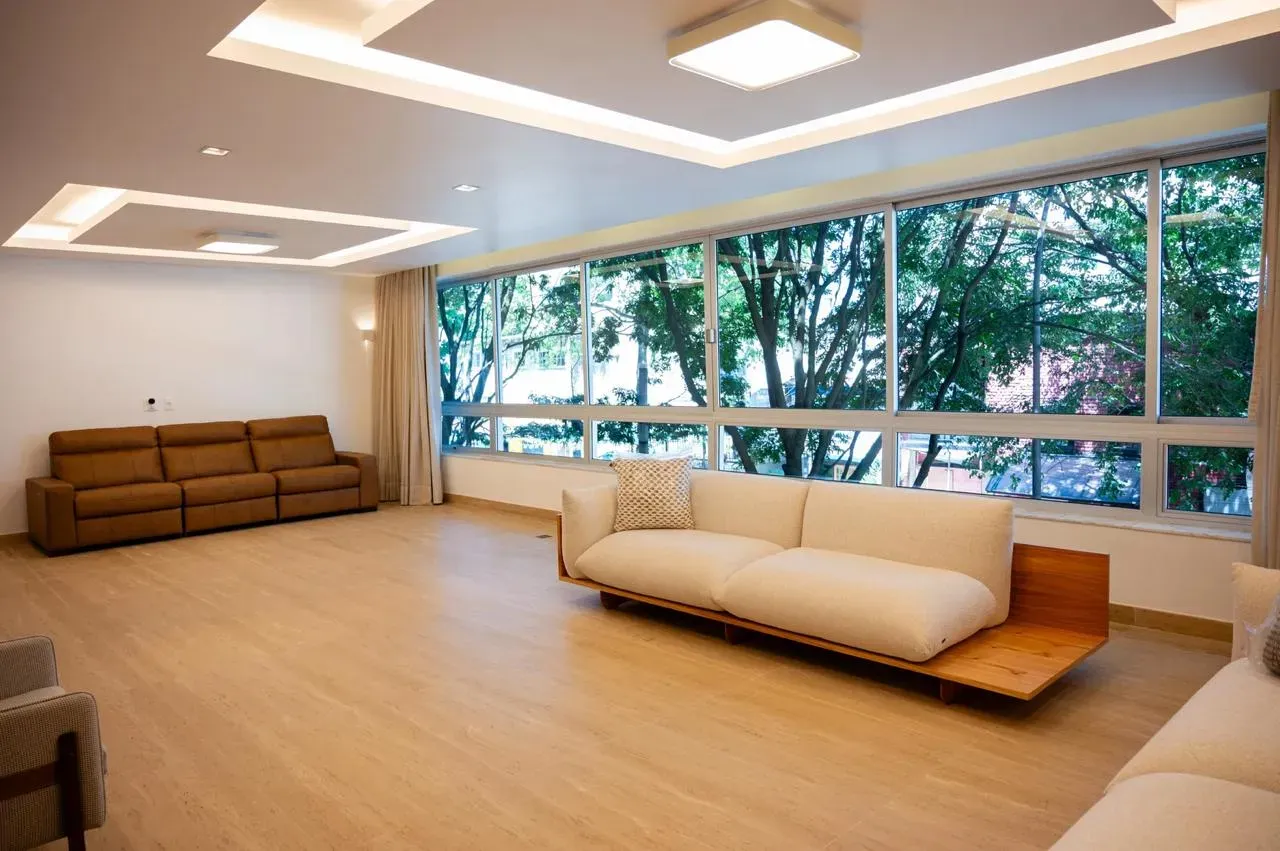 5-bedroom apartment, 1 with its own bathroom, 218 m² — photo 18