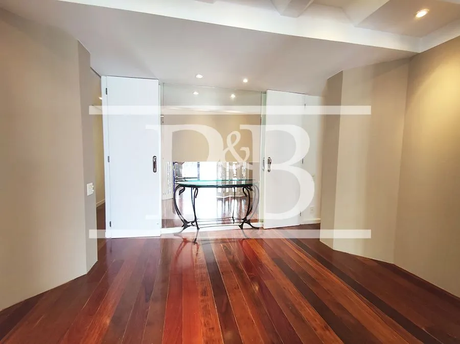 Apartamento com 3 quartos e cozinha fechada — photo 16