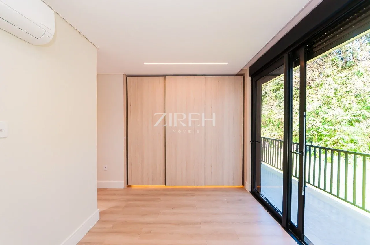 3-bedroom house with a bathtub — photo 27