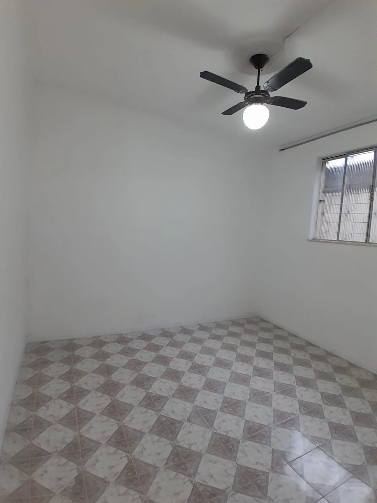 Casa com 75 m², 2 quartos e 3 banheiros, sem garagem — photo 4